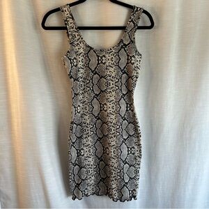 Haley & June Snakeskin Print Bodycon Dress Sz S Mini